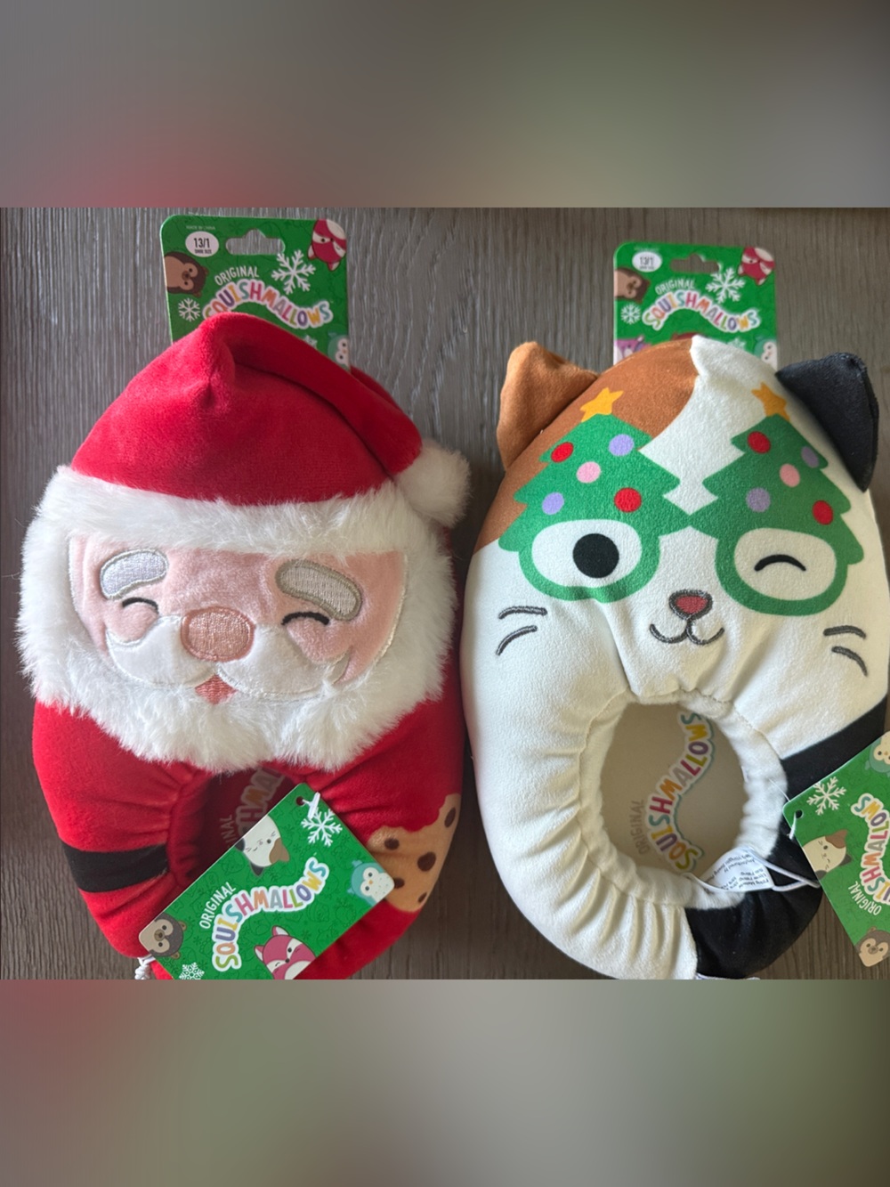 Nwt 2 pairs kids Squishmallows holiday slippers